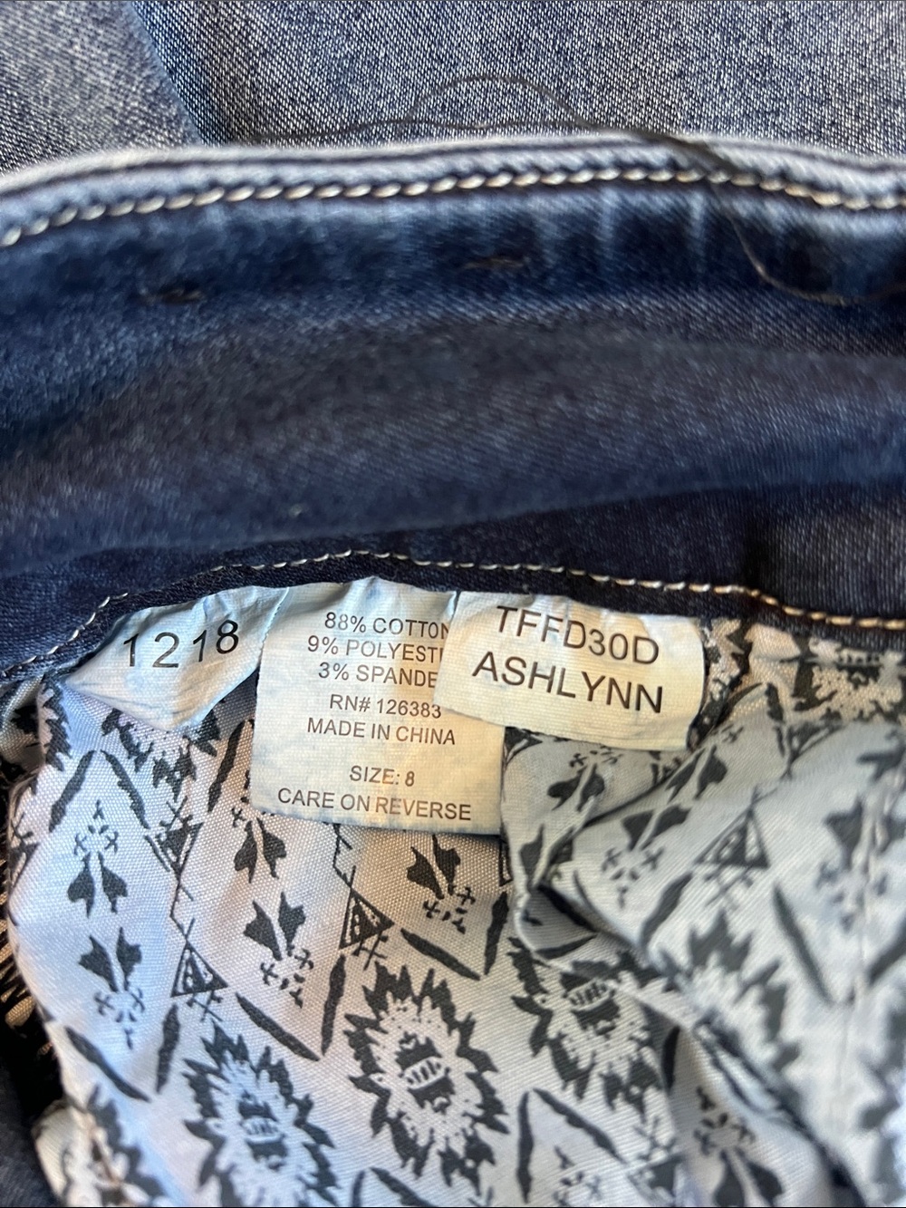 Frayed Hem Indigo Denim Jeans - Picture 7 of 7